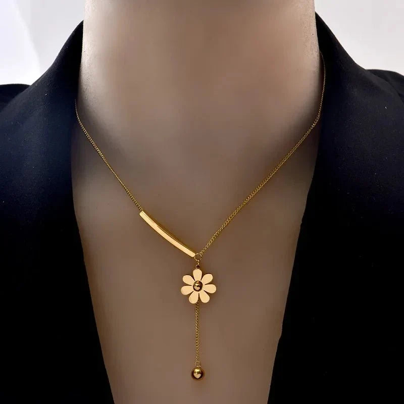 Dainty Floral Bar Dangle Necklace