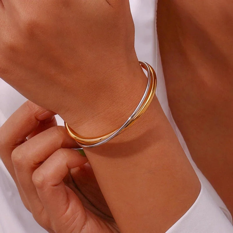 18k Intersect Cross Cuff Bracelet