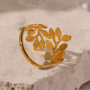 Elegant Floral Wrap Wring