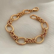 Contrasting Statement Chain Bracelet